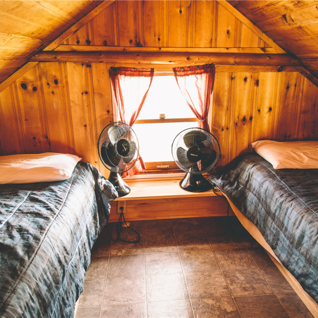 Log Cabin (6)